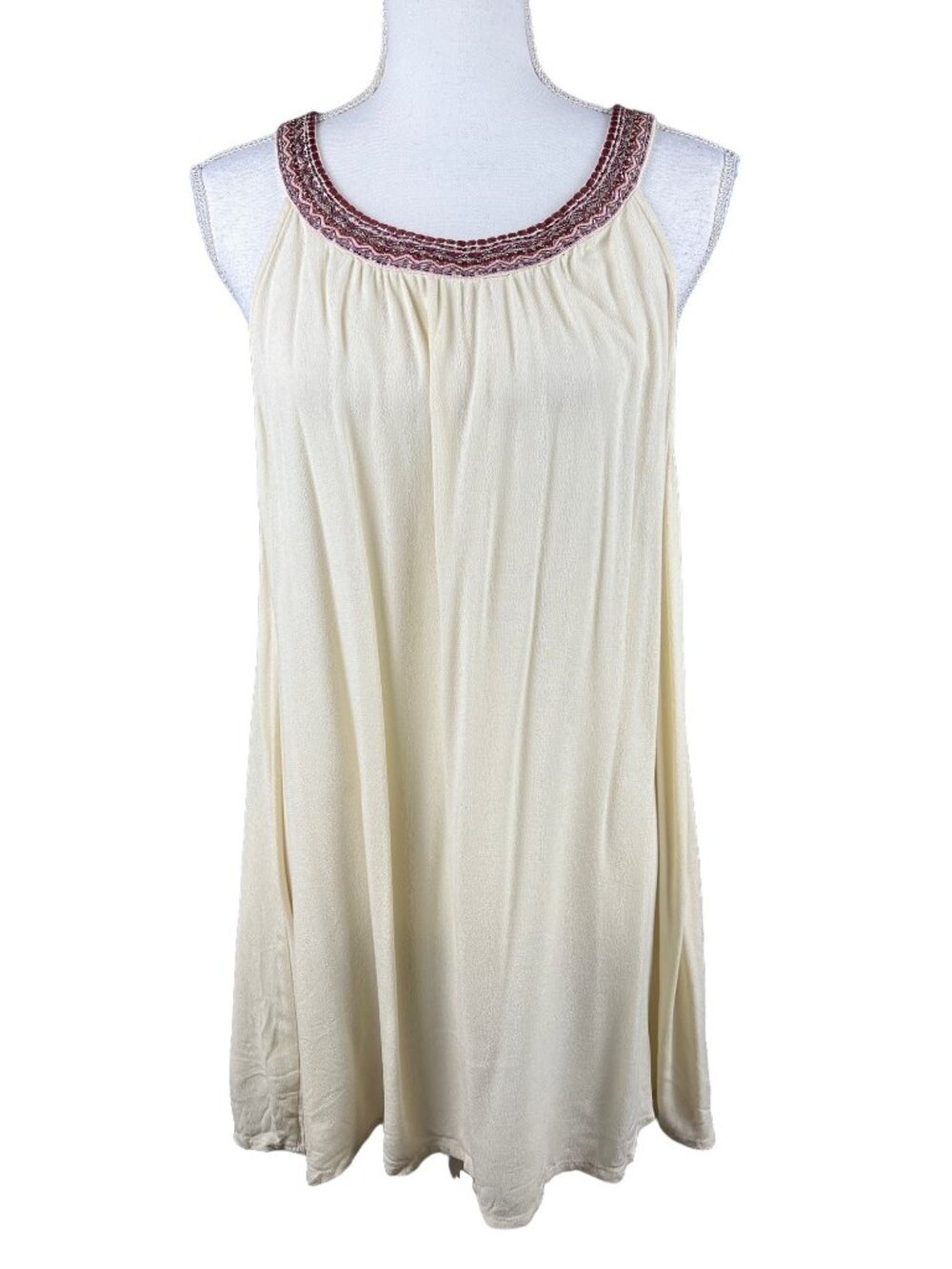 Torrid High Neck Embroidered Sleeveess Tank Top NWT